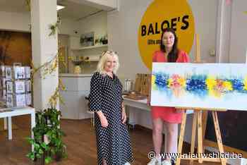 Zangeres Mieke exposeert haar schilderijen in cadeauwinkel Baloe’s: “Een kunstenaar durf ik mezelf niet noemen”