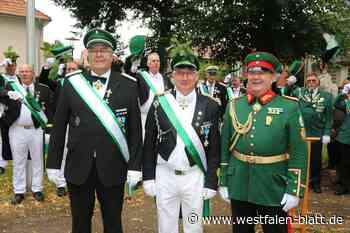 Besondere Ehrung für Rudolf Bracht beim Schützenfest in Salzkotten