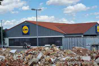 Der Abriss am Lidl in Warburg läuft