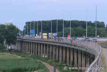 Dinsdagavond werken op viaduct over de Maas in Boorsem richting Nederland