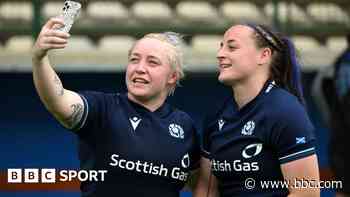 Scotland's Skeldon & Gallagher sign new Bears deals