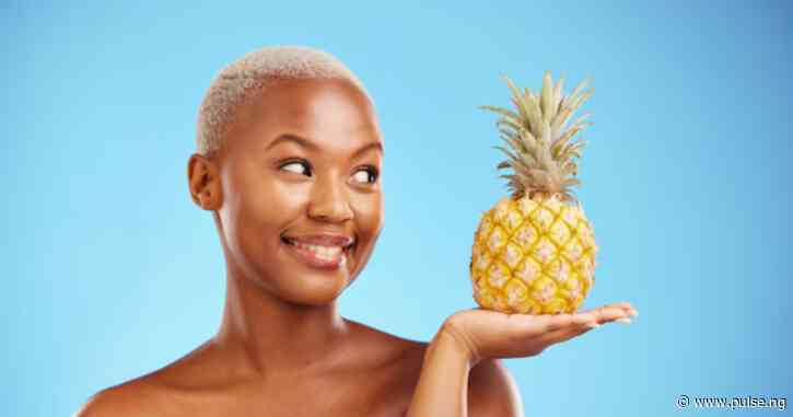 Here’s why women need to eat pineapples every day