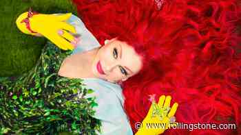 The B-52’s Kate Pierson Announces New Solo Album ‘Radios and Rainbows,’ Her First LP in 9 Years