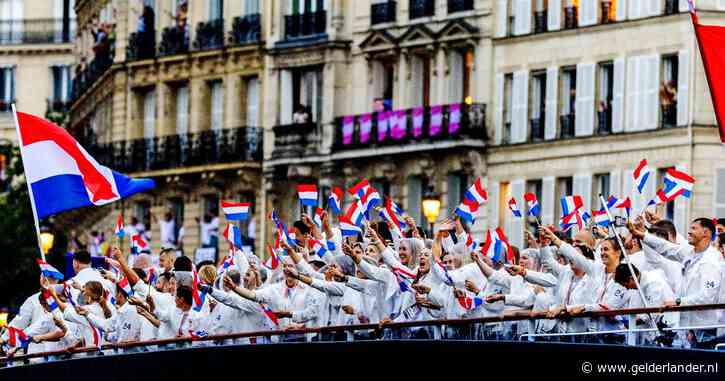 LIVE OS 2024 | TeamNL schittert op openingsceremonie langs de Seine, olympische vlag gehesen in Parijs