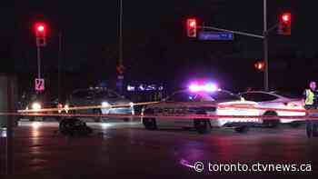 Motorcycle crash in Mississauga leaves man with critical injuries