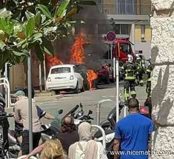 Une voiture s'embrase dans le centre-ville de Cannes
