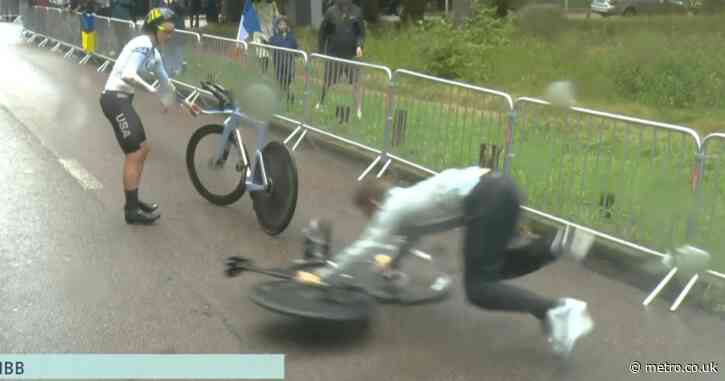 US cycling mechanic slips and goes flying in rain-drenched women’s time trial at Paris Olympics