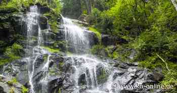 Diese Wanderwege in Deutschland belohnen dich am Ende mit einem Wasserfall