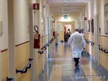 Si traveste da infermiere e violenta una donna incinta: l'orrore in ospedale a Milano