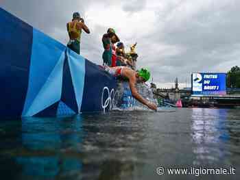 L'acqua della Senna peggiora: annullato l'allenamento del triathlon