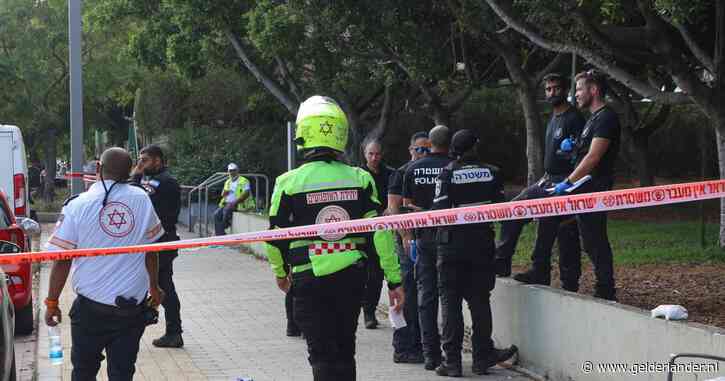 LIVE Midden-Oosten | Twee doden na mesaanval vlakbij Tel Aviv, Hezbollah vuurt ‘tientallen’ raketten af op Israël