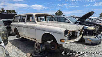 Junkyard Gem: 1965 Volvo Amazon Wagon