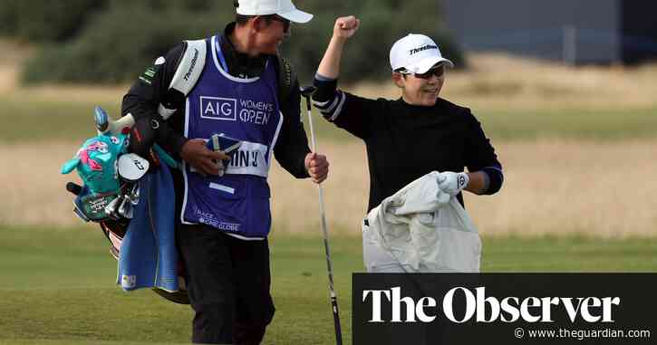 Shin Ji-yai takes advantage of Nelly Korda’s slide to lead at St Andrews