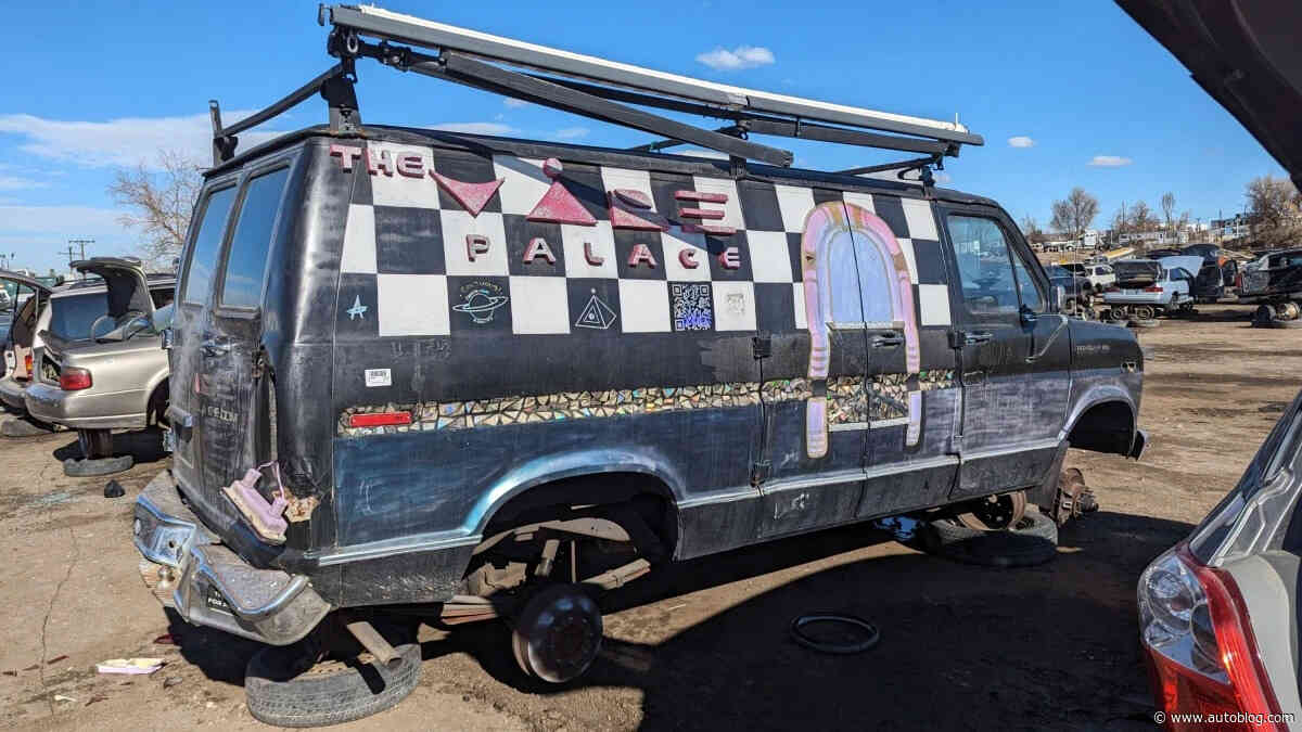 Junkyard Gem: 1990 Ford Econoline 250 Vibe Palace