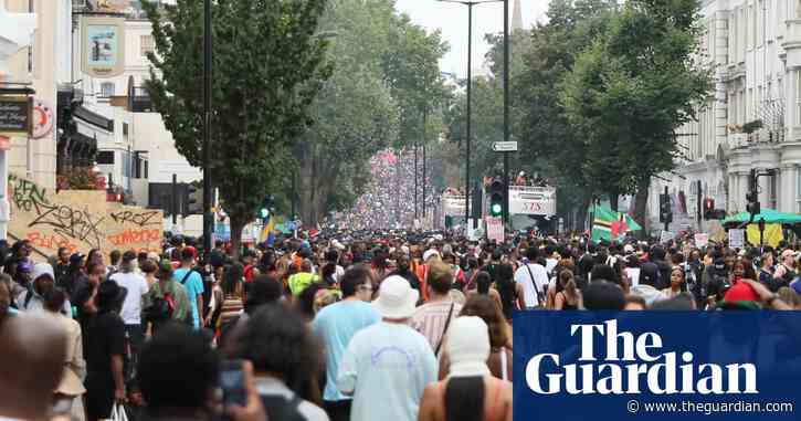 Tens of thousands fill streets on final day of Notting Hill carnival