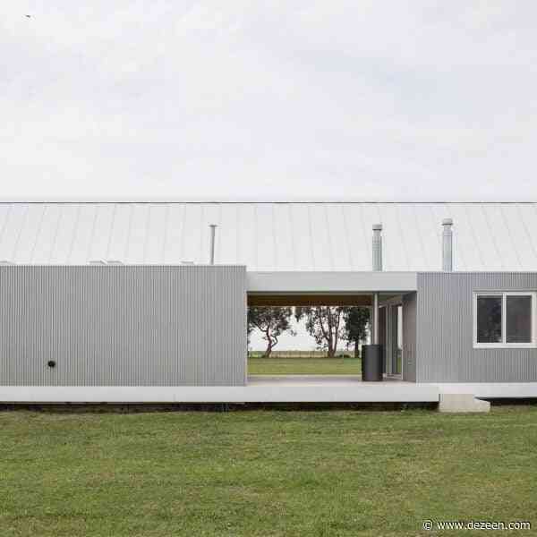 Insulation made of discarded sheep wool used for Argentina guest house