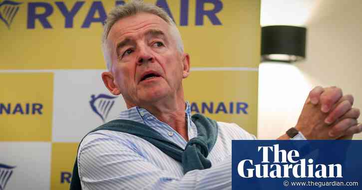 Ryanair passenger numbers pass 20m a month amid 5% fall in fares