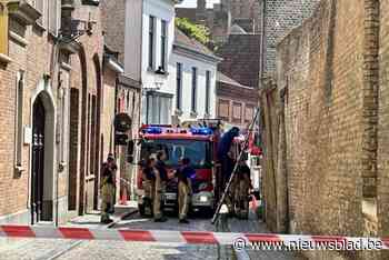 Brandweer komt ter plaatse om gevel te stutten: “Dreigde om te vallen”