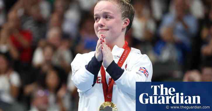 Maisie Summers-Newton overcomes nerves to retain Paralympic medley title