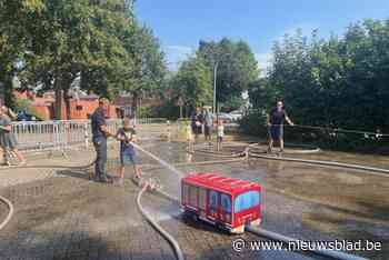 Waterpret tijdens opendeurdag bij de brandweer