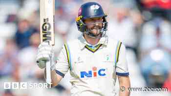 Yorkshire v Middlesex ends in high-scoring draw