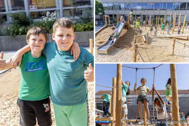 Leerlingen van gemeentelijke basisschool ’t Kompas maken kennis met groene speelplaats op eerste schooldag: “Heel mooi”