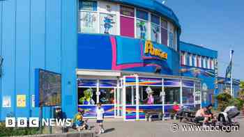 Pontins says sorry to Travellers over discrimination