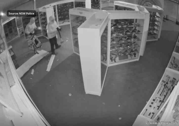 $134,000 Worth of Historic Firearms Stolen from Australia Museum in Robbery