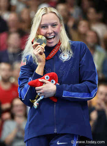 Swimmer Jessica Long reacts to 'unimaginable' win at Paralympics after epic comeback