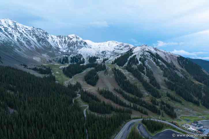 Colorado Ski Resort Sees First Snow