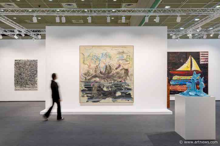 Led by $2.5 M. Nicolas Party Painting, Frieze Seoul Sales Attest to a Stable Market in Asia