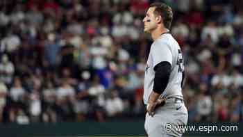 Rizzo touts love for Cubs, fans in Wrigley return