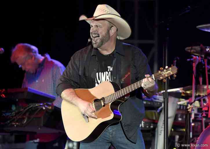 Garth Brooks officially inducted to the Austin City Limits Hall of Fame