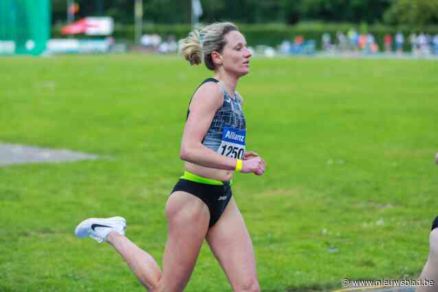 Eline Dalemans loopt Belgisch record 2.000 meter steeple