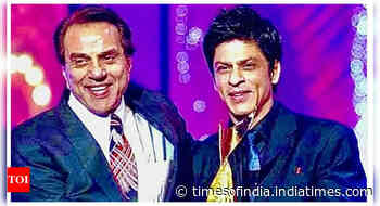 Dharmedra praises SRK; Bobby REACTS