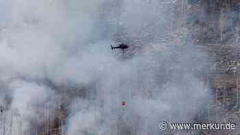 Feuer im Harz: Flugzeuge und Hubschrauber gegen die Flammen