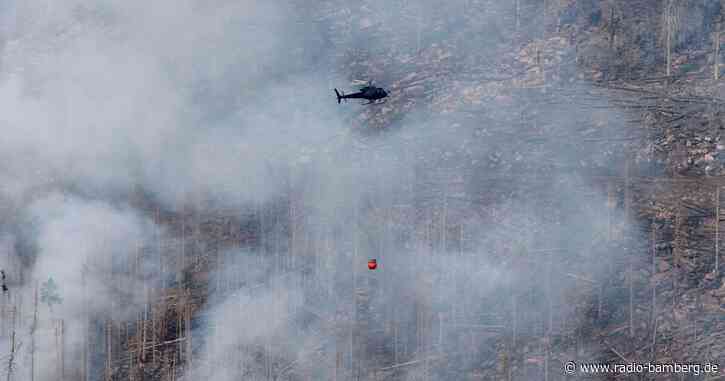 Feuer im Harz: Flugzeuge und Hubschrauber gegen die Flammen