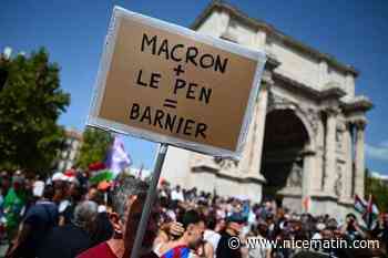 Manifestation contre le "coup de force" de Macron: 26.000 personnes à Paris