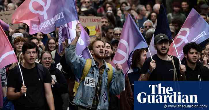 Thousands of leftwing protesters show anger as Michel Barnier made PM