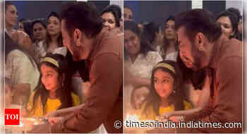 Salman performs aarti with Ayat at Arpita's house