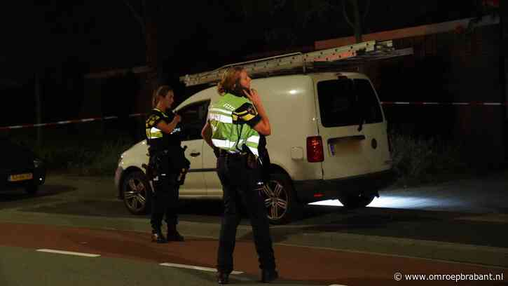 Auto die bij supermarkt stond beschoten, vermoedt de politie