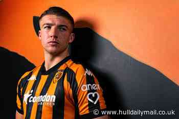 Hull City given 'spectacular' transfer verdict to late window flurry