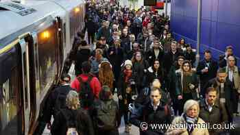 I'm a travel expert... here is what to do if the plug socket on your train does not work