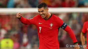 Invaller Ronaldo helpt Portugal op valreep aan zege, tiental Spanje wint ruim