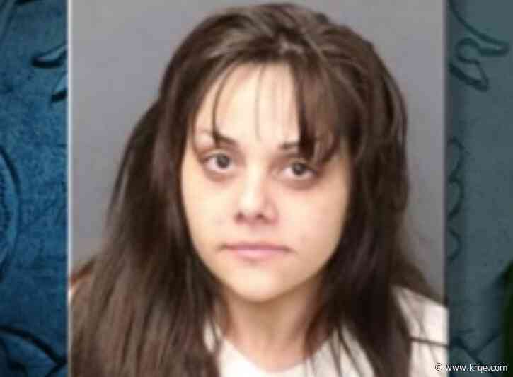 Woman accused of ramming into Albuquerque police vehicles held in custody