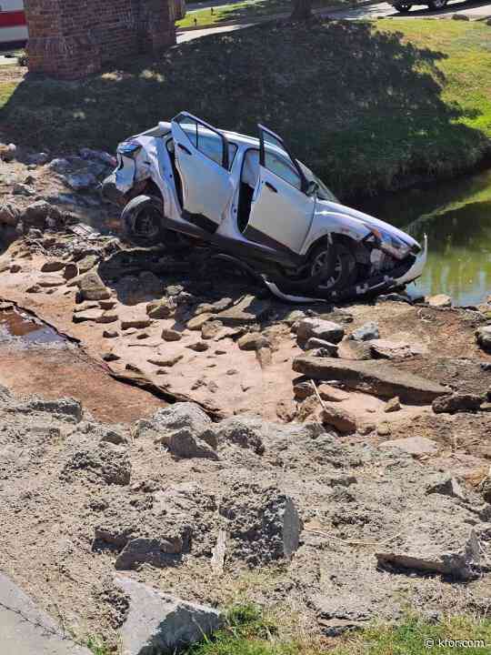 One person hurt in Moore after crash sends car into ravine