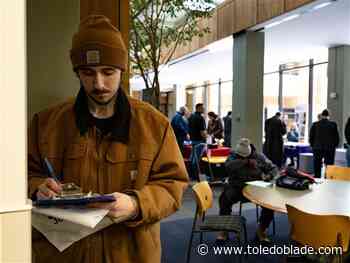 Library offering resume workshops in leadup to job fair