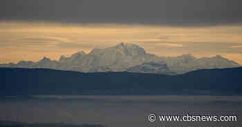 Hiker dies in Mont Blanc fall day after 4 climbers found dead