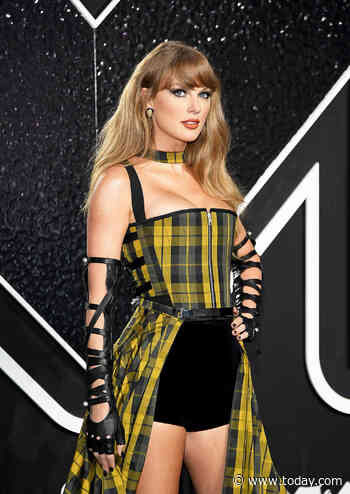 Taylor Swift arrives at the 2024 MTV VMAs