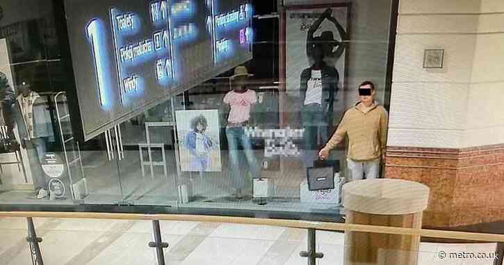 Man who pretended to be mannequin so he could burgle shop after hours is jailed